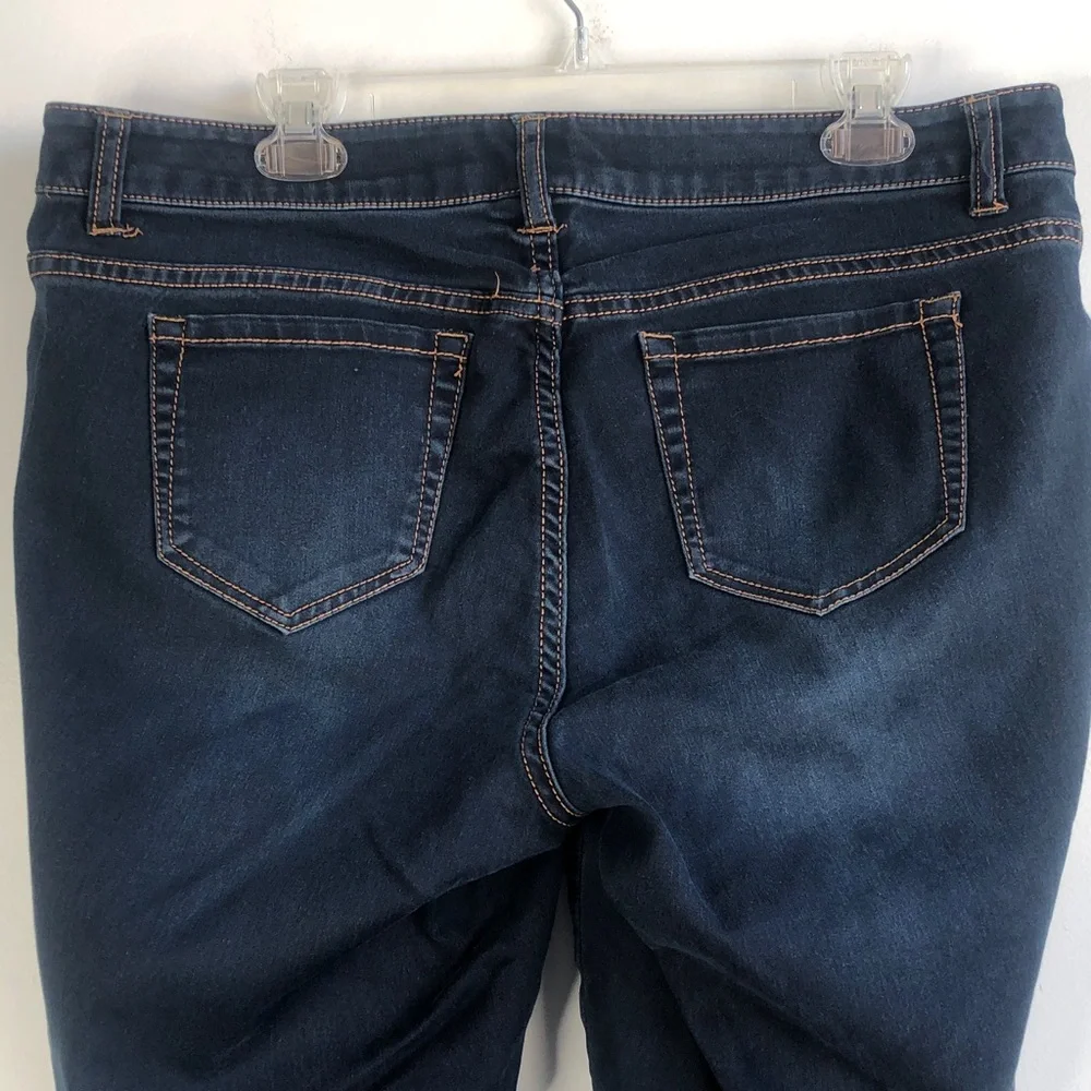 Torrid Skinny Jeans - Picture 3 of 5